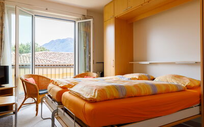 Ascona 100: Mobilia, Comfort, Costruzione, Legna, Telaio Del Letto, Tessile, Cuscino, Interior Design, Letto