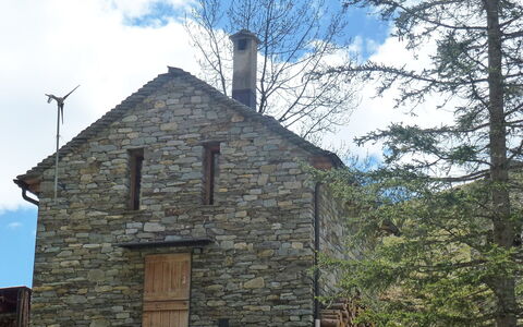 Rustico Dara Cotta: Proprietà, Casa, Costruzione, Villetta, Tetto, Cappella, Architettura, Area Rurale, Albero, Casa
