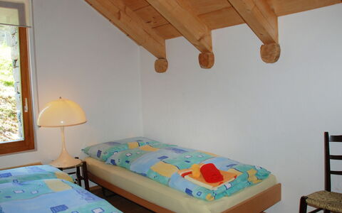 Rustico Dara Cotta: Camera Da Letto, Camera, Letto, Mobilia, Proprietà, Telaio Del Letto, Lenzuolo, Parete, Soffitto, Materasso