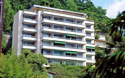 Castagnola 100: Condominio, Zona Residenziale, Costruzione, Proprietà, Architettura, Vegetazione, Appartamento, Area Metropolitana, Immobiliare, Casa