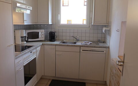 St. Moritz 116: Camera, Proprietà, Mobilia, Cucina, Cabinetry, Controsoffitto, Pavimento, Costruzione, Casa, Apparecchio Major