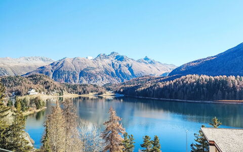 St. Moritz 775: Blu, Giorno, Corpo D'Acqua, Legna, Orizzonte, Nube, Mare, Oceano, Costiera E Morfologie Oceanic, Corrimano