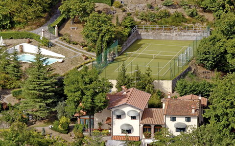 Villa Campo del Mulino: Paesino Di Montagna, Estate, Casa, Costruzione, Fotografia Aerea, Dimora, Hill Station, Area Rurale, Paesaggio, Albero