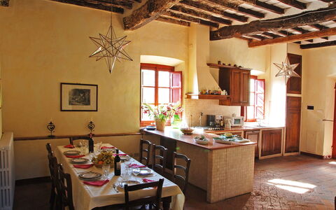 La Loggia 13: Camera, Proprietà, Soffitto, Costruzione, Interior Design, Sala Da Pranzo, Mobilia, Casa, Tavolo, Parete