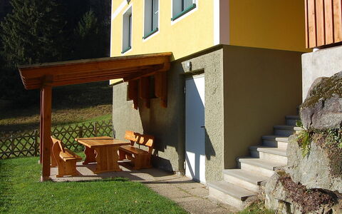 Krechen Alm: Pianta, Costruzione, Foglia, Finestra, Shade, Panchina, Legna, Lotto, Mobili Da Esterno, Erba