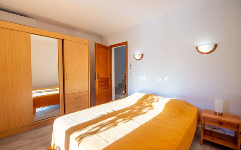 Le Cap: Mobilia, Interior Design, Pavimentazione, Pavimento, Parete, Letto, Legna, Camera, Camera Da Letto, Soffitto