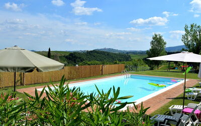 Casa vacanza L'Azalea - San Gimignano, Toscana, Italia