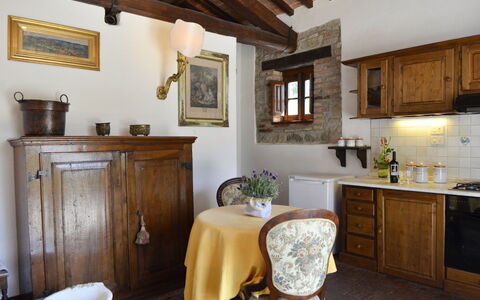 San Pietro: Cabinetry, Proprietà, Cornice, Mobilia, Controsoffitto, Costruzione, Legna, Interior Design, Cucina, Illuminazione
