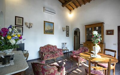 Casa Vittoria 2: Camera, Proprietà, Interior Design, Soggiorno, Costruzione, Casa, Mobilia, Immobiliare, Casa, Tavolo