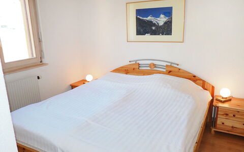 Hauts de Morthey No 33: Camera Da Letto, Letto, Mobilia, Camera, Proprietà, Telaio Del Letto, Lenzuolo, Materasso, Pavimento, Parete