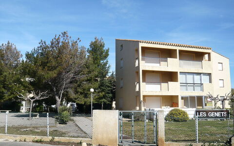 Les Genêts: Zona Residenziale, Proprietà, Architettura, Casa, Appartamento, Costruzione, Immobiliare, Quartiere, Casa, Cielo