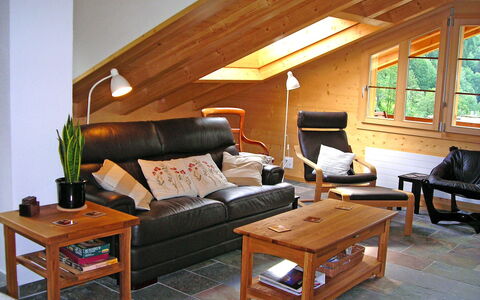 Chalet Pfingsteggblick: Camera, Soggiorno, Mobilia, Interior Design, Proprietà, Tavolo, Costruzione, Latifoglie, Tavolino Da Caffè, Pavimento