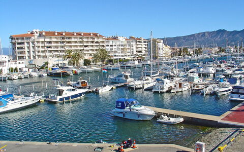Empuriabrava 122: Marina, Porto, Barca, Porta, Dock, Cittadina, Trasporto Di Acqua, Veicolo, Acqua, Turismo