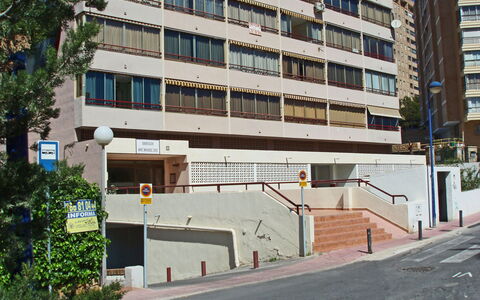 Don Miguel Iii: Costruzione, Pianta, Finestra, Albero, Urban Design, Condominio, Palazzone, Facciata, Immobiliare, Edificio Commerciale