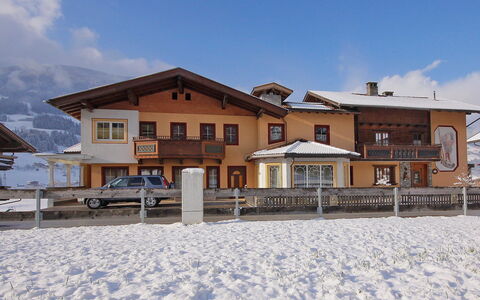 Christoph: Neve, Proprietà, Casa, Casa, Inverno, Costruzione, Immobiliare, Cielo, Zona Residenziale, Tetto