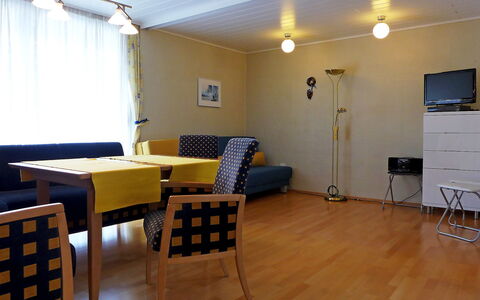 Appartmenthaus Skyline 309: Camera, Pavimento, Costruzione, Mobilia, Proprietà, Interior Design, Pavimento In Legno, Latifoglie, Pavimentazione, Casa