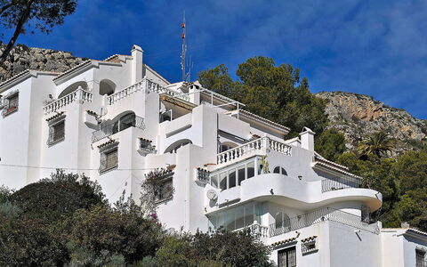 La Colina: Proprietà, Casa, Architettura, Costruzione, Punto Di Riferimento, Immobiliare, Cielo, Casa, Dimora, Estate