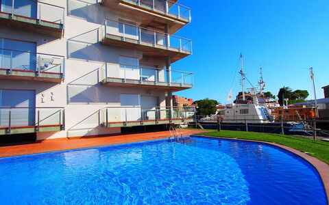 Cap Mestral: Piscina, Proprietà, Ricorrere, Immobiliare, Costruzione, Tempo Libero, Casa, Appartamento, Architettura, Hotel