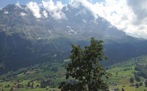 Chalet Shangri la: Geografia Montane, Montagna, Highland, Hill Station, Catena Montuosa, Cielo, Vegetazione, Collina, Valle, Natura Selvaggia
