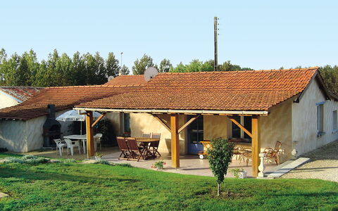 La Grangette: Proprietà, Casa, Casa, Tetto, Costruzione, Villetta, Immobiliare, Agriturismo, Area Rurale, Erba