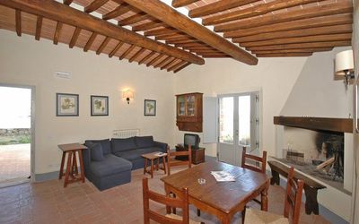 Brunello 1: Proprietà, Costruzione, Camera, Mobilia, Soffitto, Casa, Interior Design, Immobiliare, Soggiorno, Fascio