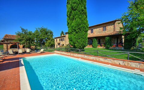 Il Frantoio: Piscina, Proprietà, Immobiliare, Costruzione, Casa, Estate, Tempo Libero, Architettura, Villa, Zona Residenziale