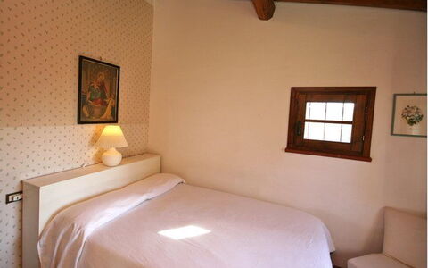 La Selva: Camera Da Letto, Camera, Letto, Mobilia, Proprietà, Lenzuolo, Telaio Del Letto, Parete, Interior Design, Costruzione