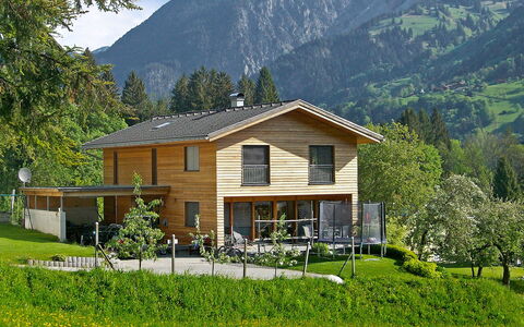 Corinna: Pianta, Costruzione, Proprietà, Montagna, Cielo, Verde, Finestra, Albero, Paesaggio Naturale, Casa