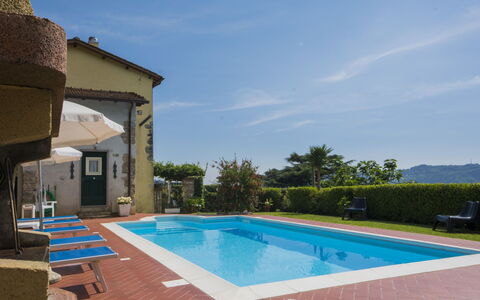 Casa di Nena: Piscina, Proprietà, Casa, Immobiliare, Costruzione, Zona Residenziale, Villa, Casa, Estate, Vacanza