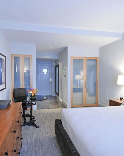Manhattan Residence 100.15