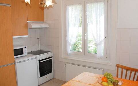 5, Chemin de la Pralay: Camera, Proprietà, Arancia, Mobilia, Interior Design, Cucina, Pavimento, Costruzione, Cabinetry, Casa