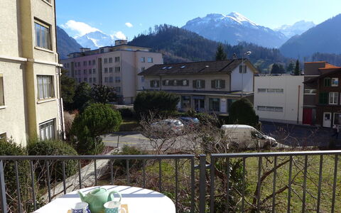 Interlaken 400: Montagna, Proprietà, Geografia Montane, Cielo, Costruzione, Catena Montuosa, Cittadina, Casa, Immobiliare, Appartamento