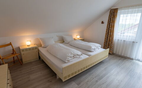 Hochfirst: Mobilia, Comfort, Costruzione, Legna, Illuminazione, Telaio Del Letto, Pavimento, Pavimentazione, Latifoglie, Letto