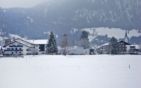 Fellhornstrasse: Neve, Inverno, Cielo, Montagna, Fenomeno Atmosferico, Catena Montuosa, Hill Station, Alpi, Nube, Cittadina