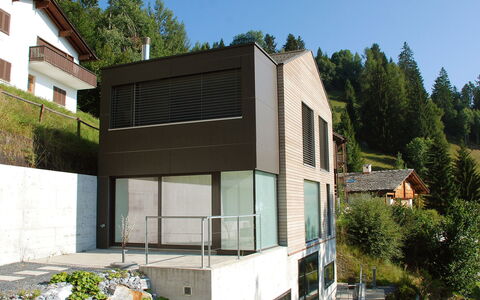 Melina: Proprietà, Casa, Costruzione, Architettura, Immobiliare, Casa, Facciata, Zona Residenziale, Appartamento, Camera