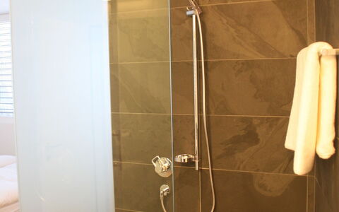 Melina: Pannello Doccia, Doccia, Camera, Doccia Bar, Idraulico Fixture, Bagno, Asta Doccia, Idraulico, Piastrella