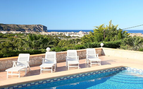 Sara: Piscina, Proprietà, Immobiliare, Ricorrere, Azzurro, Casa, Estate, Costruzione, Vacanza, Villa