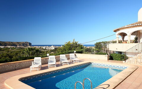 Sara: Piscina, Proprietà, Immobiliare, Casa, Costruzione, Azzurro, Estate, Ricorrere, Villa, Vacanza