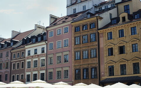 Rynek Starego Miasta: Costruzione, Finestra, Città, Cittadina, Facciata, Uso Misto, La Piazza Cittadina, Ombrello, Plaza