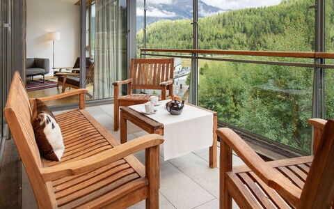 Residenz Cresta Kulm B26: Erba, Legna, Casa, Villetta, Tetto, Arbusto, Casa, Raccordo, Lotto