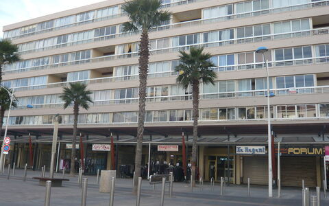 Hacienda 3: Costruzione, Pianta, Proprietà, Finestra, Lotto, Urban Design, Paesaggio, Quartiere, Erba, Tempo Libero