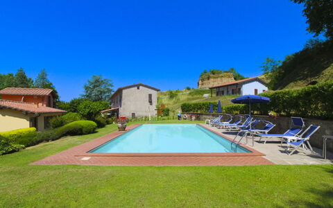 Le Balze: Piscina, Insediamento Umano, Villetta, Estate, Agriturismo, Hacienda, Eco Hotel, Ricorrere, Villaggio, Villa