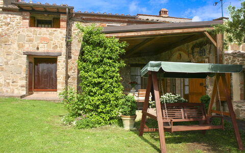Country House Il Galleto: Casa, Arbusto, Area Rurale, Villetta, Estate, Villaggio, Agriturismo, Giardino, Landscaping