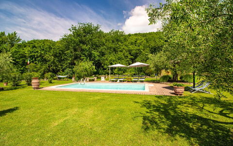 La Casa di Pino: Piscina, Ricorrere, Giardino, Eco Hotel, Mobili Da Esterno, Terme, Giochi D'Acqua, Shade, Estate, Landscaping