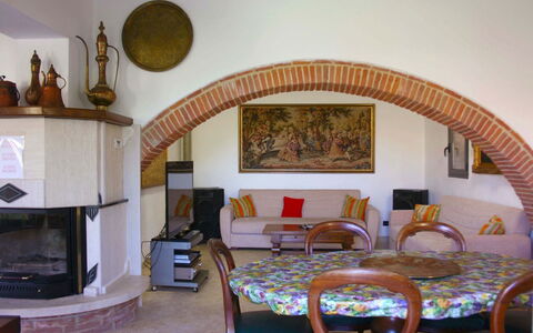 Casa Felice: Camera, Proprietà, Costruzione, Interior Design, Mobilia, Soggiorno, Casa, Arco, Immobiliare, Architettura