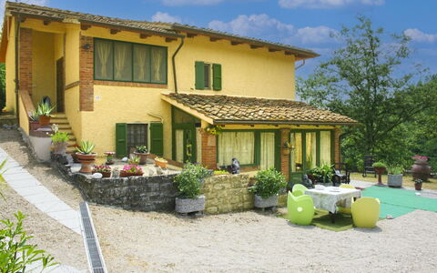 La Rogaia: Ombrello, Mobilia, Mobili Da Esterno, Shade, Sedia, Tavolo Esterno, Vaso Di Fiori, Piscina, Design, Pianta Della Casa