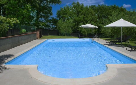 Podere San Bono: Piscina, Blu, Ricorrere, Materiale Composito, Tempo Libero, Mobili Da Esterno, Shade, Giochi D'Acqua, Eco Hotel, Piastrella