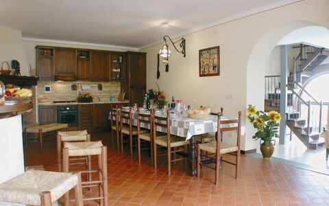 Villa Verniana: Camera, Proprietà, Costruzione, Mobilia, Sala Da Pranzo, Pavimento, Casa, Interior Design, Immobiliare, Tavolo