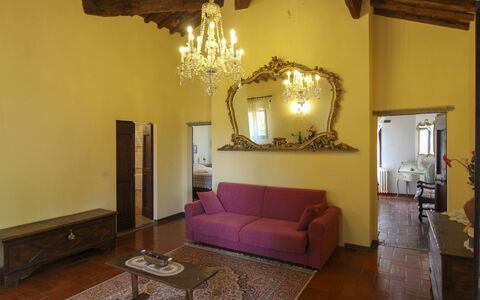 Villa Cecilia: Mobilia, Interior Design, Parete, Pavimentazione, Pavimento, Divano, Legna, Soffitto, Camera, Soggiorno