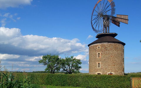 Ruprechtovský Mlýn: Cielo, Nube, Pianta, Natura, Ambiente Naturale, Paesaggio Naturale, Vegetazione, Erba